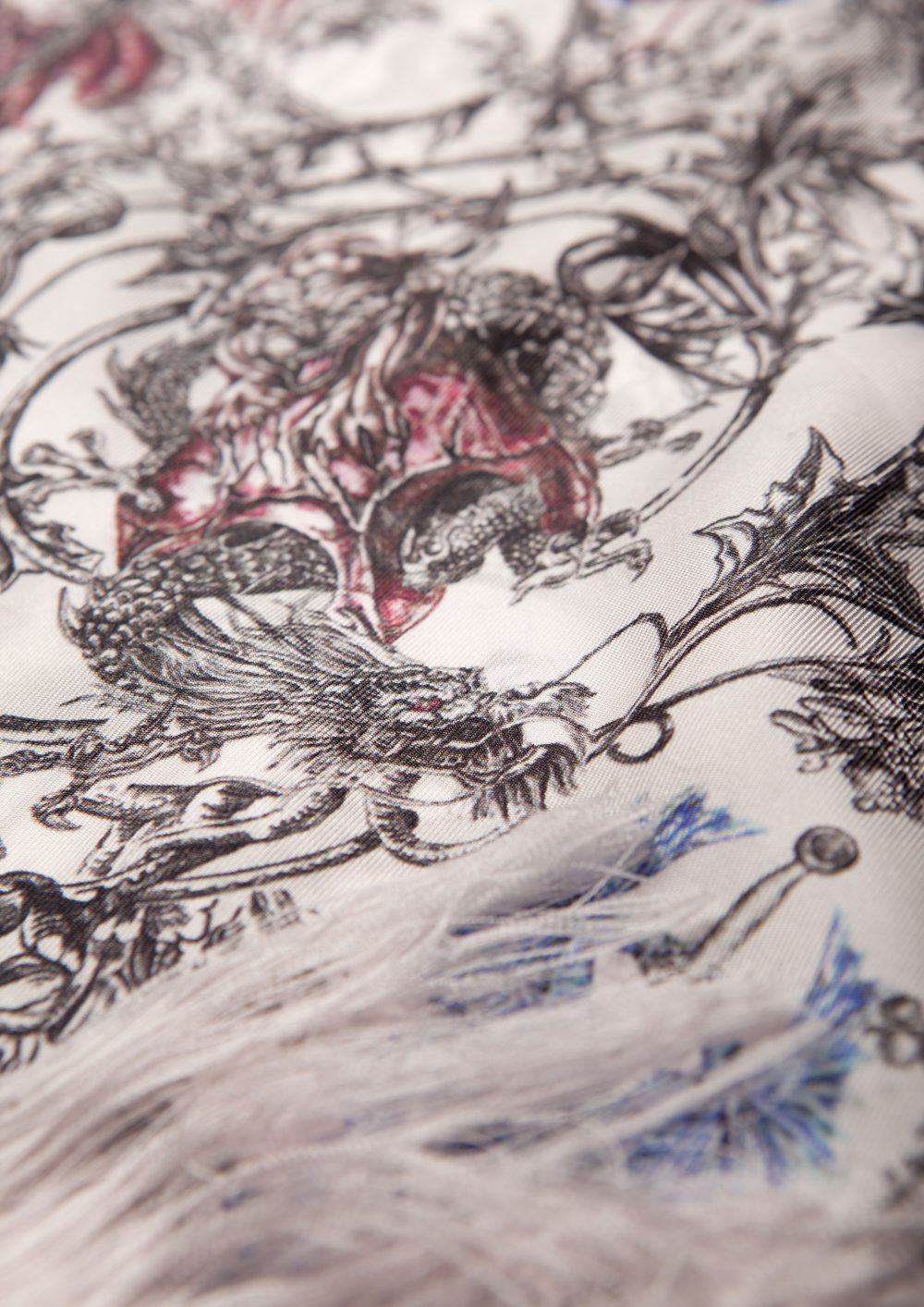 Silk Scarf Tatto White Dragon
