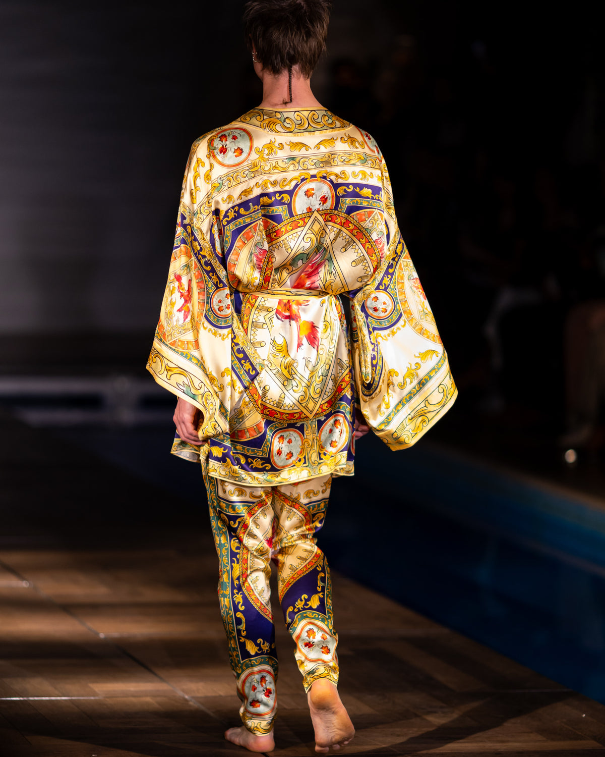 The Riviera Baroque Silk Kimono and matching trousers worn on the runway, back view